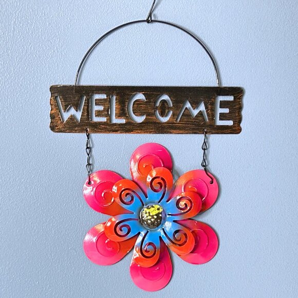 Beautifully Detailed Hanging Metal Flower Floral Welcome Sign Decor 10.5" x 7.5" - Picture 1 of 1